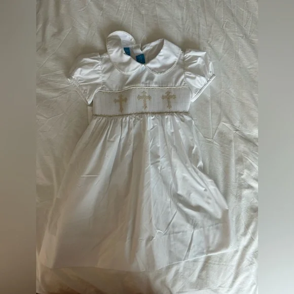 zara dress sweater Zara navy blue sweater dress. Short sleeve with asymmetrical waist and embroidered flowers. Size 8T
